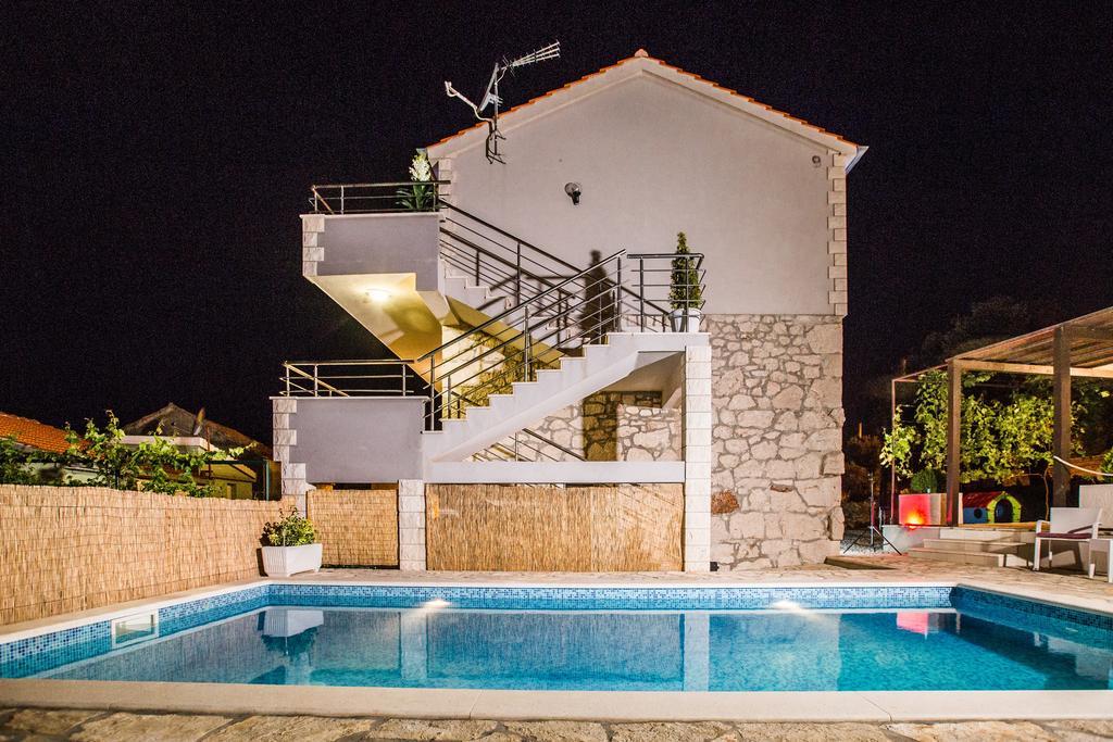 Holiday Home Gabi Rogoznica  Eksteriør bilde